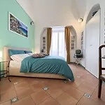 Pensión Andrea's House 4*