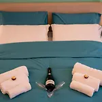 Andrea's House 4*