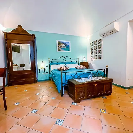 Andrea's House Konukevi Amalfi