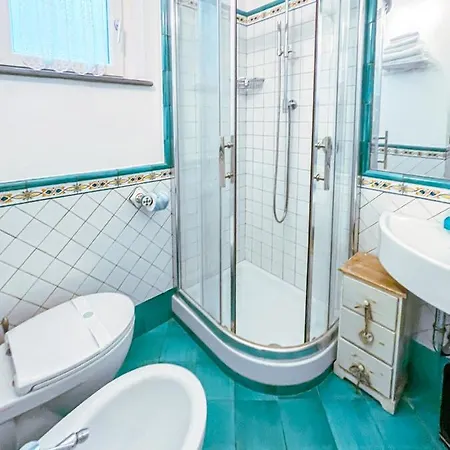 Andrea's House Гостевой дом Амальфи