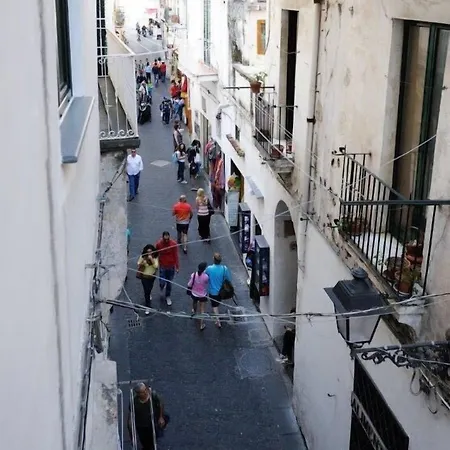 Konukevi Andrea's House