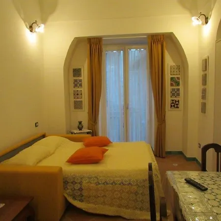 Andrea's House Гостевой дом 4*