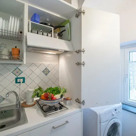 Andrea's House Konukevi