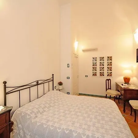 Andrea's House Konukevi Amalfi