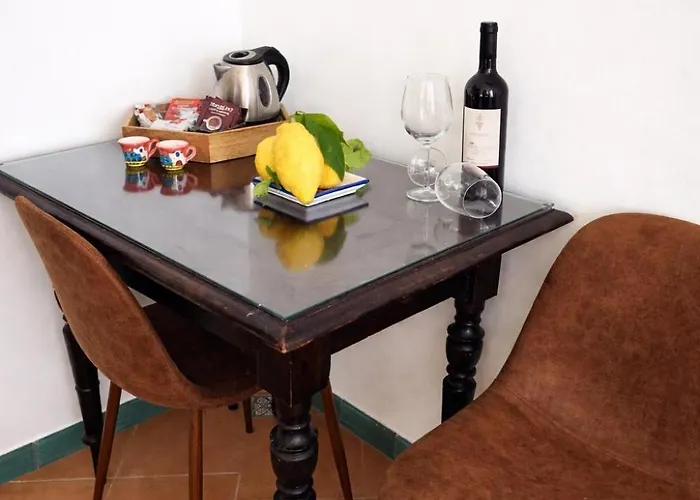 בית הארחה Andrea's House 4*