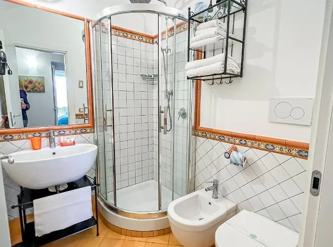 Andrea's House بيت ضيافة