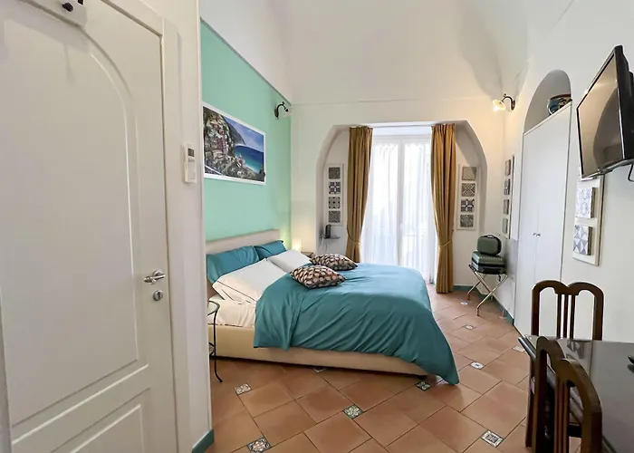 Andrea's House بيت ضيافة 4*