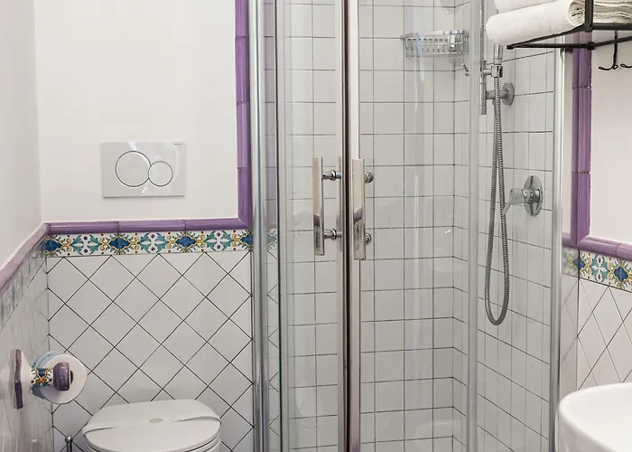 بيت ضيافة Andrea's House 4*