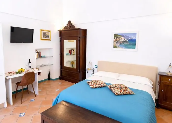 بيت ضيافة Andrea's House أمالفي